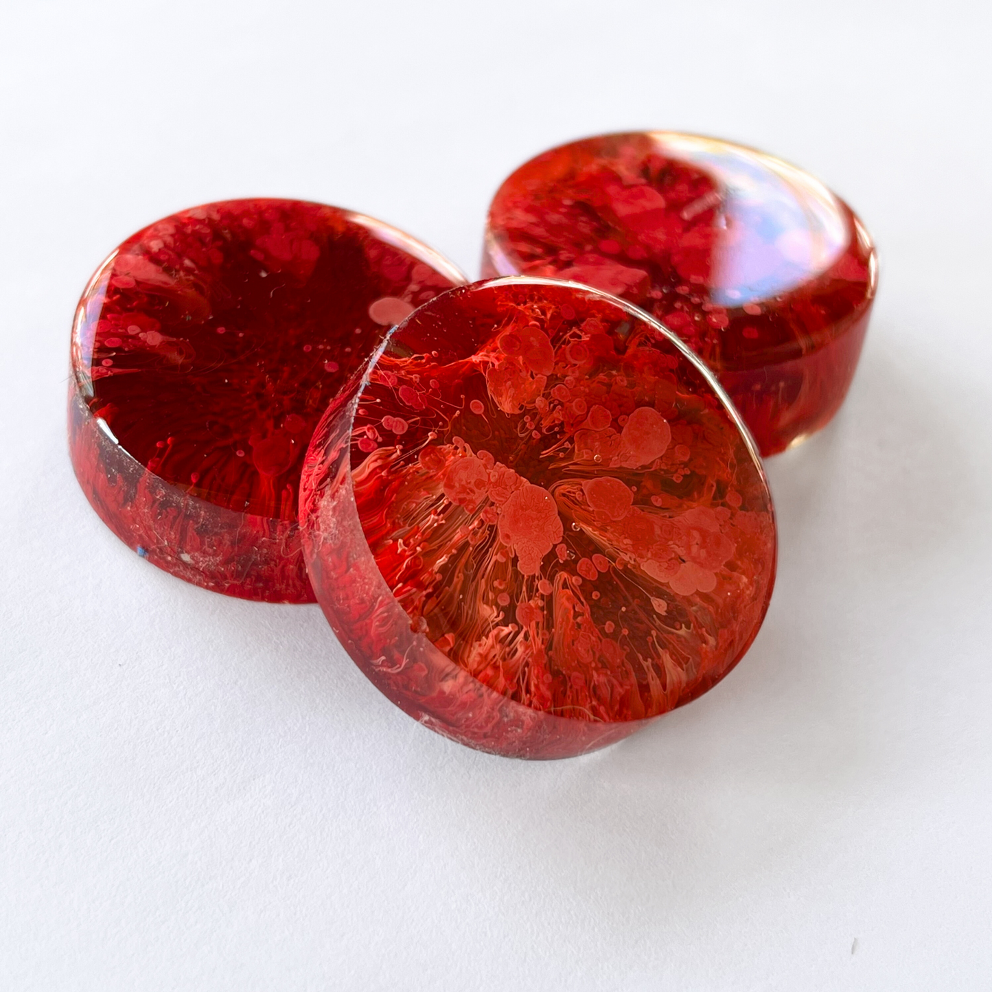 Petri Resin Magnets 1.5" Red