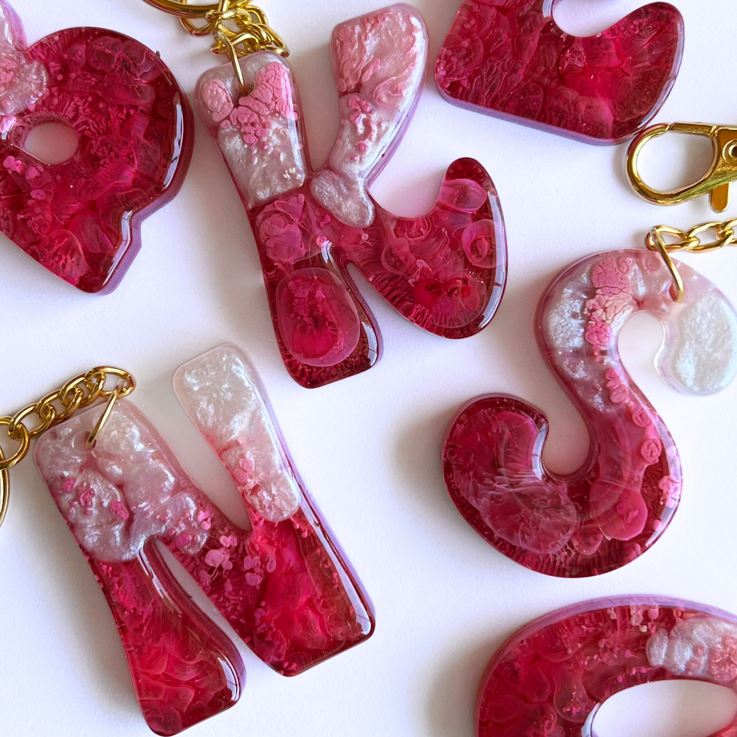 Fuchsia Petri Resin Initial Keychain Pearl Accent, Groovy Resin Letter, Personalized Alphabet Char